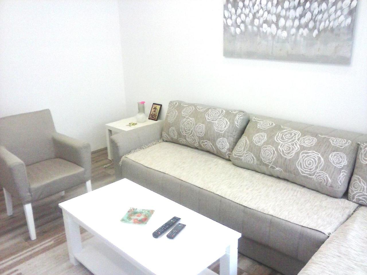 Apartman Veljic Ni Exterior foto